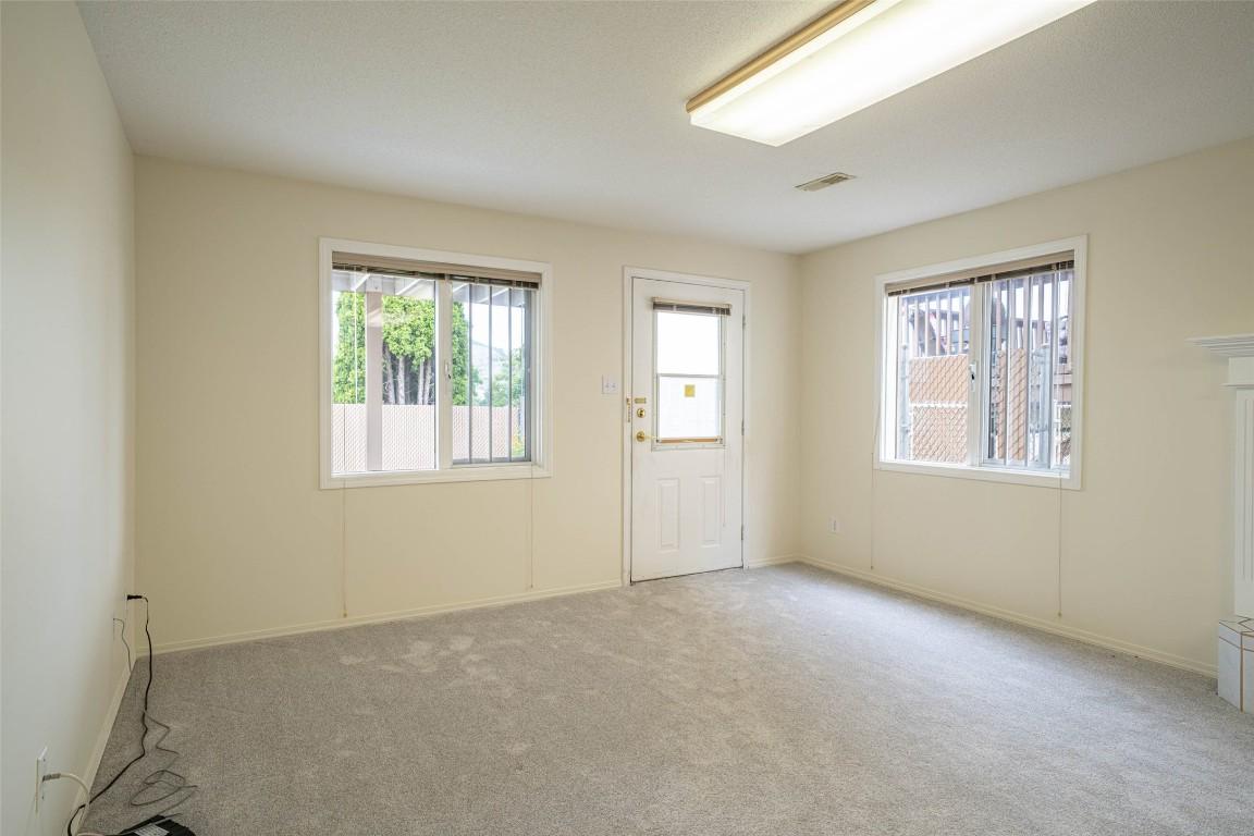 









3930


20th

Street, 20,
Vernon,




BC
V1T 4C9

