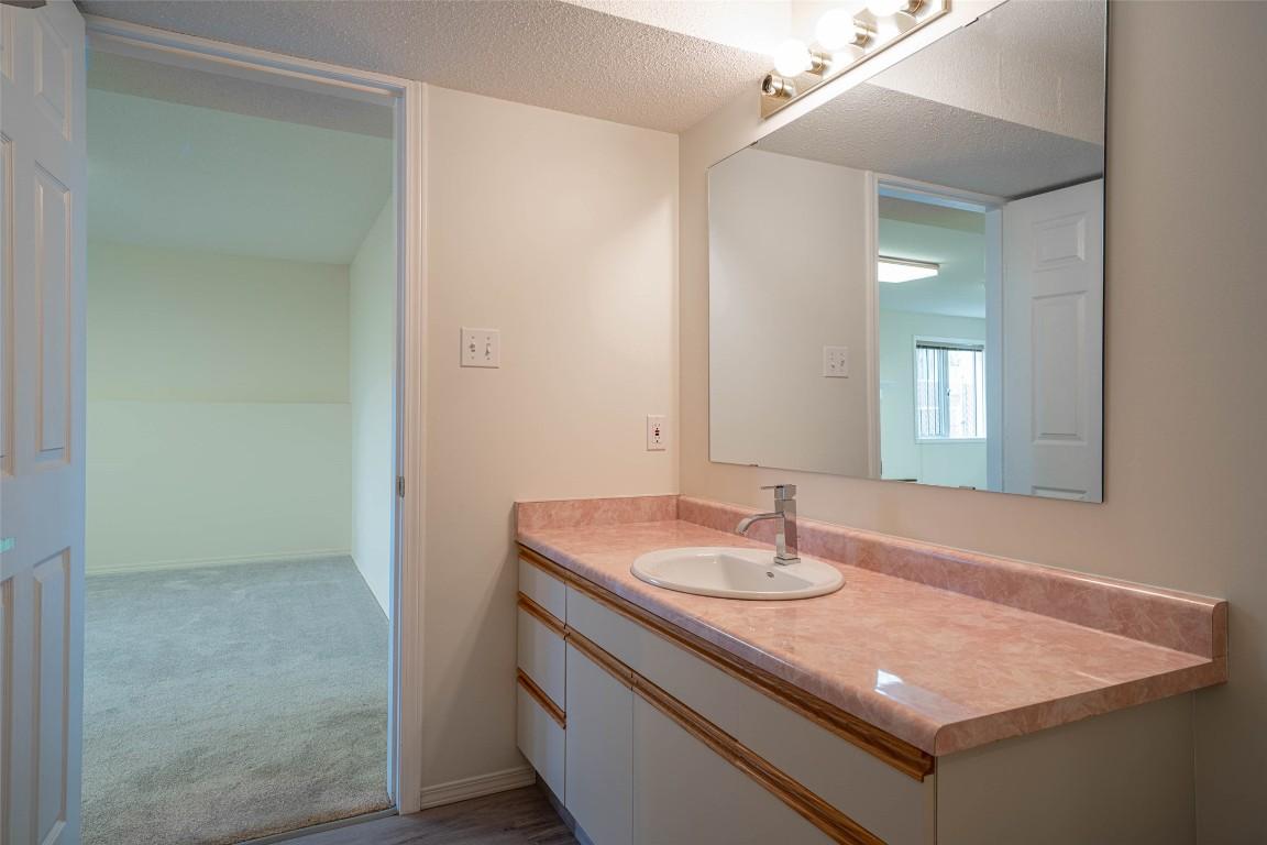 









3930


20th

Street, 20,
Vernon,




BC
V1T 4C9

