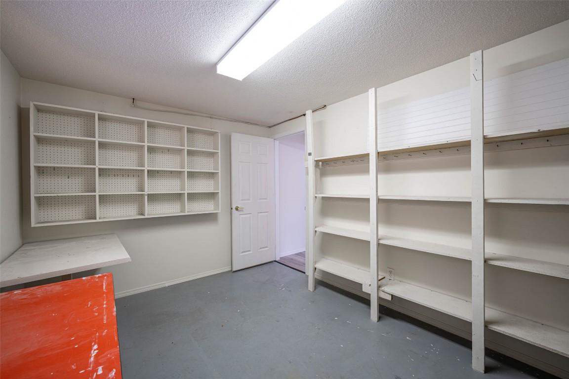 









3930


20th

Street, 20,
Vernon,




BC
V1T 4C9

