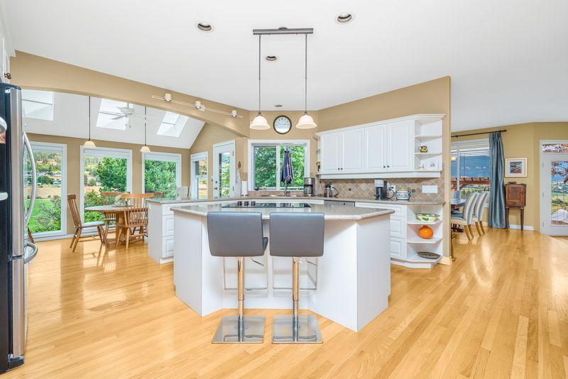 









803


Shantz

Road,
Vernon,




BC
V1T 8J8

