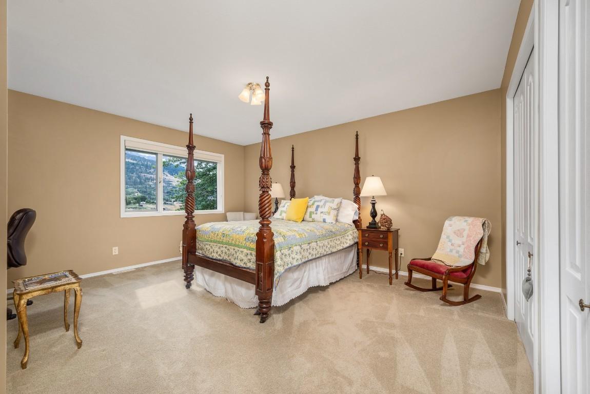 









803


Shantz

Road,
Vernon,




BC
V1T 8J8

