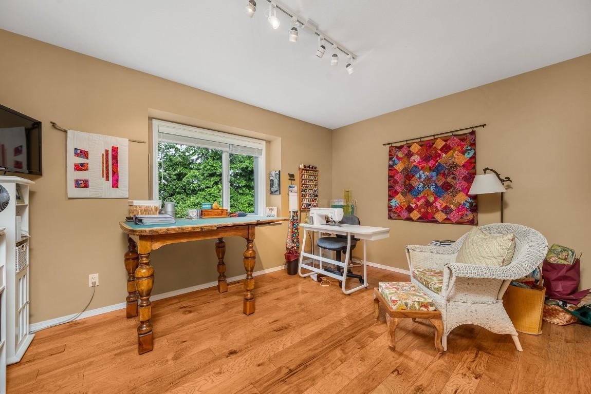 









803


Shantz

Road,
Vernon,




BC
V1T 8J8

