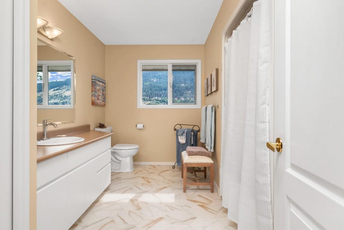









803


Shantz

Road,
Vernon,




BC
V1T 8J8

