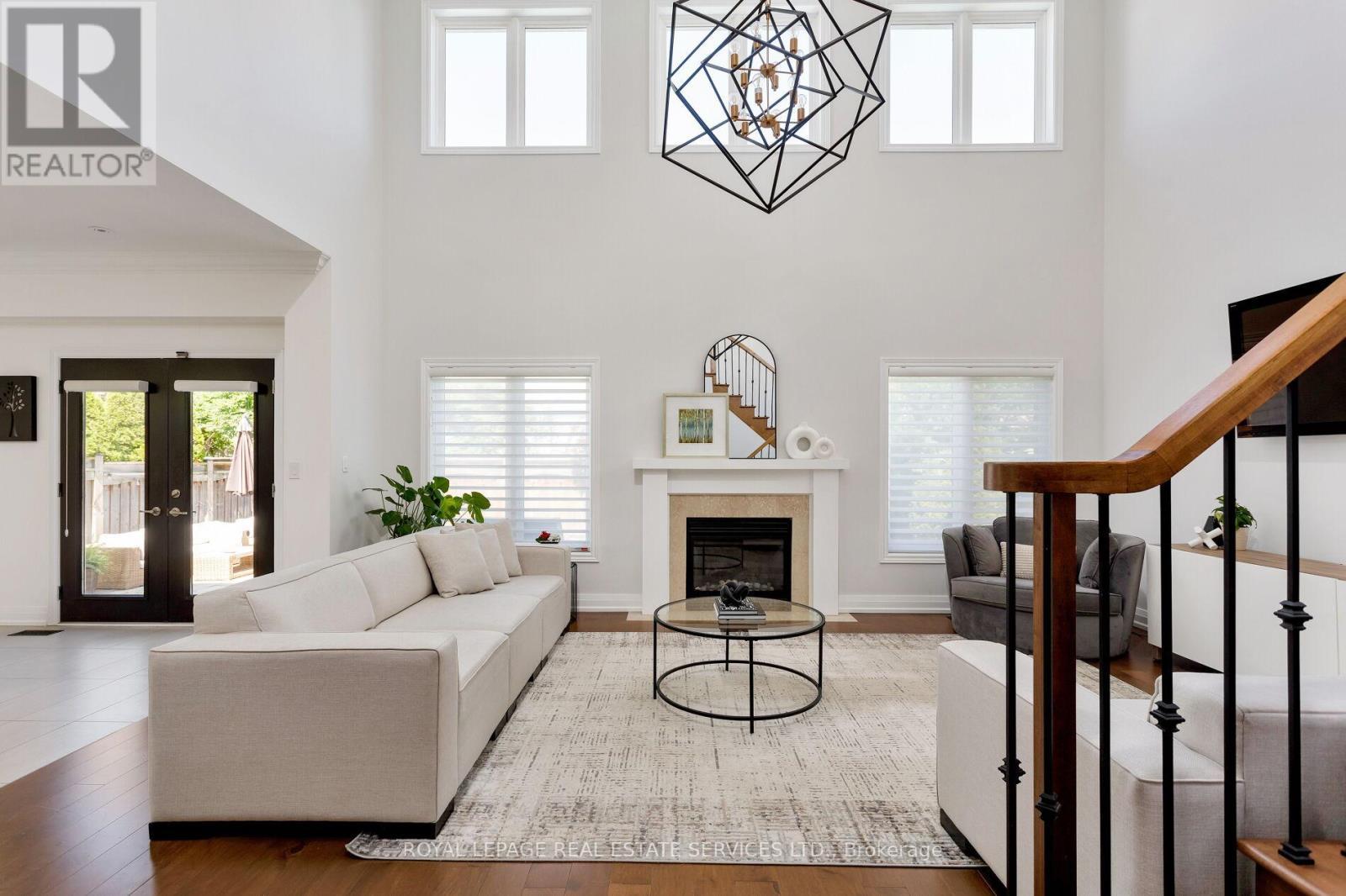 












3456 LIPTAY AVENUE

,
Oakville,




Ontario
L6M0M7

