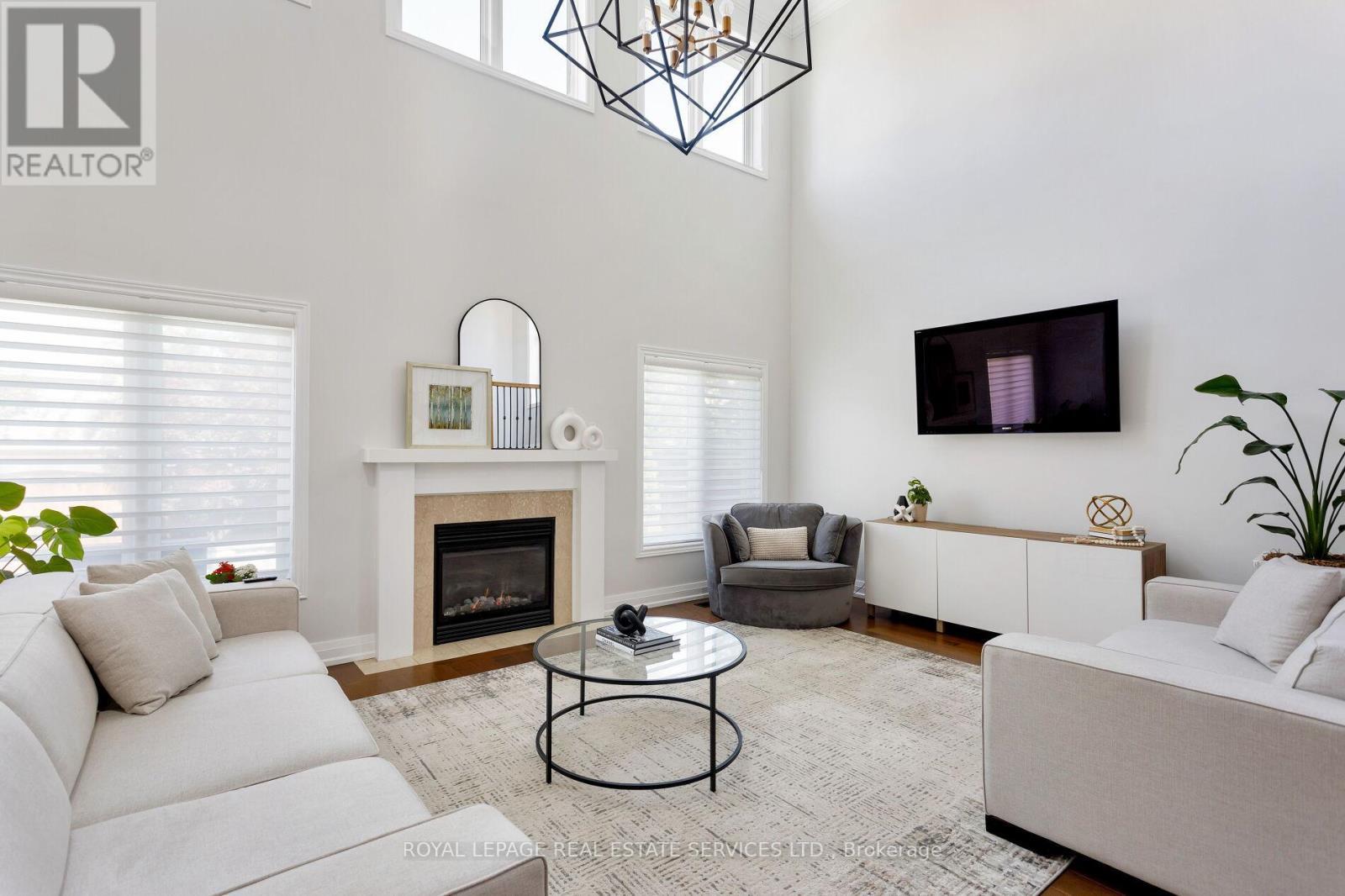 












3456 LIPTAY AVENUE

,
Oakville,




Ontario
L6M0M7

