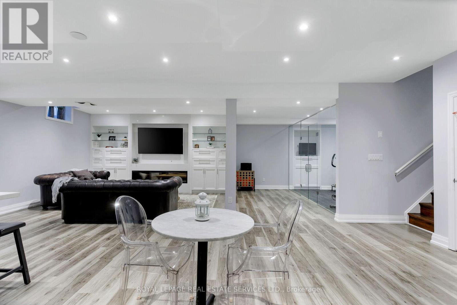












3456 LIPTAY AVENUE

,
Oakville,




Ontario
L6M0M7

