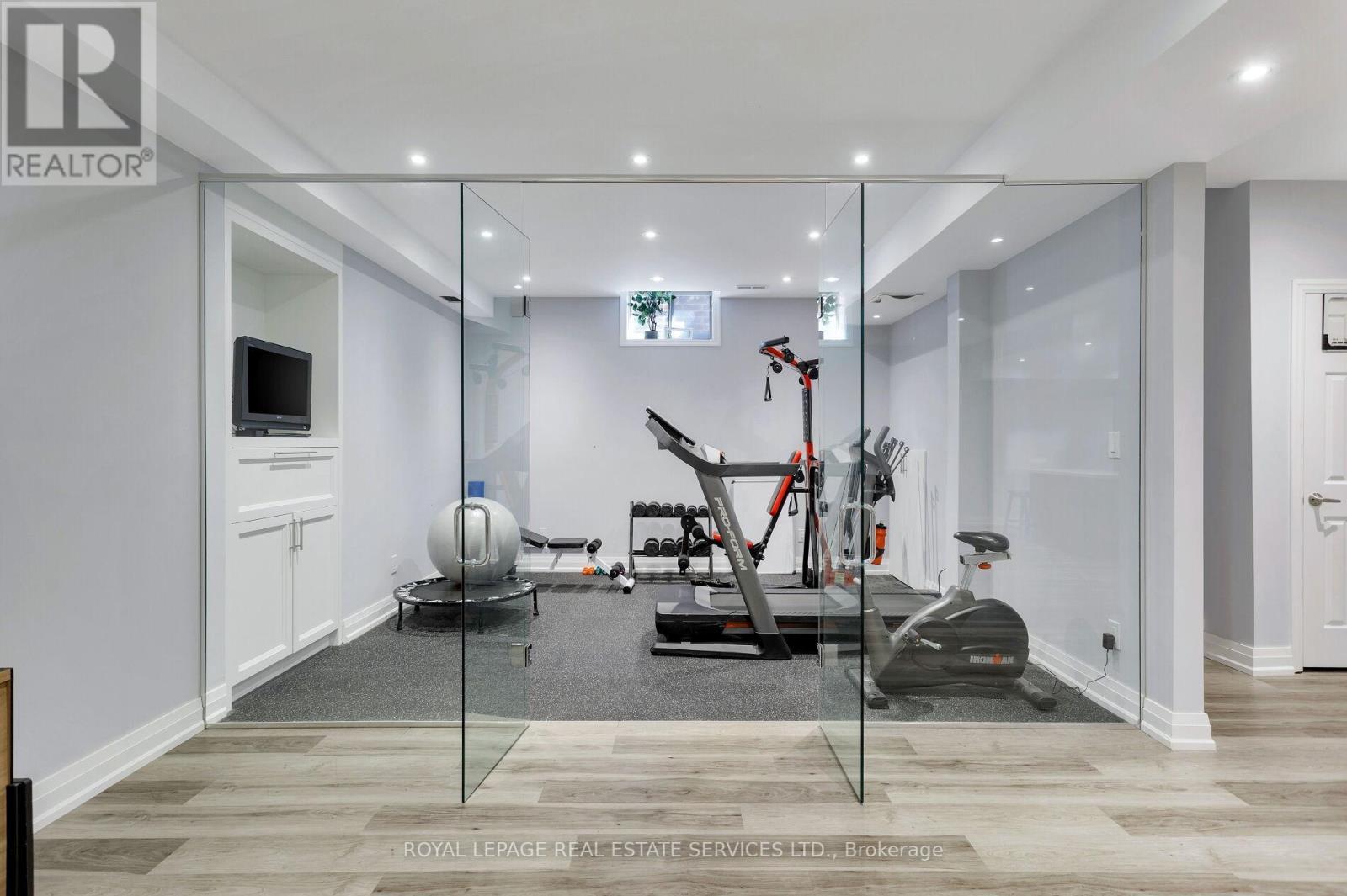 












3456 LIPTAY AVENUE

,
Oakville,




Ontario
L6M0M7


