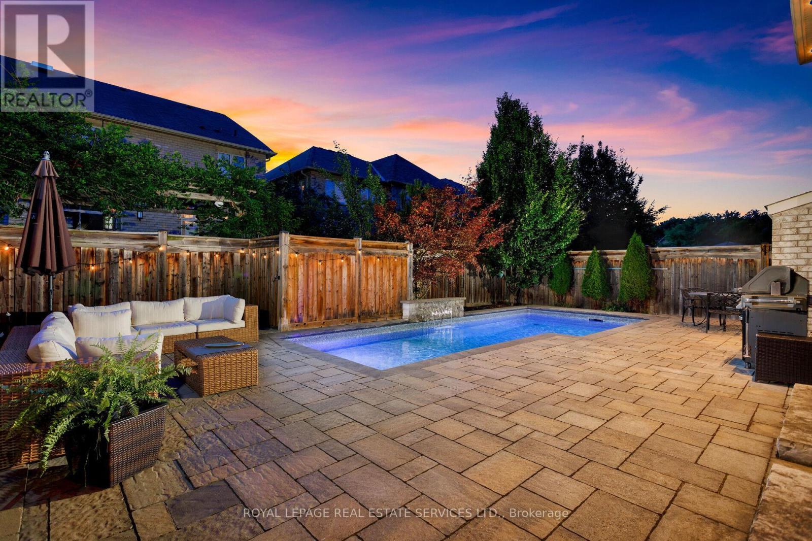 












3456 LIPTAY AVENUE

,
Oakville,




Ontario
L6M0M7

