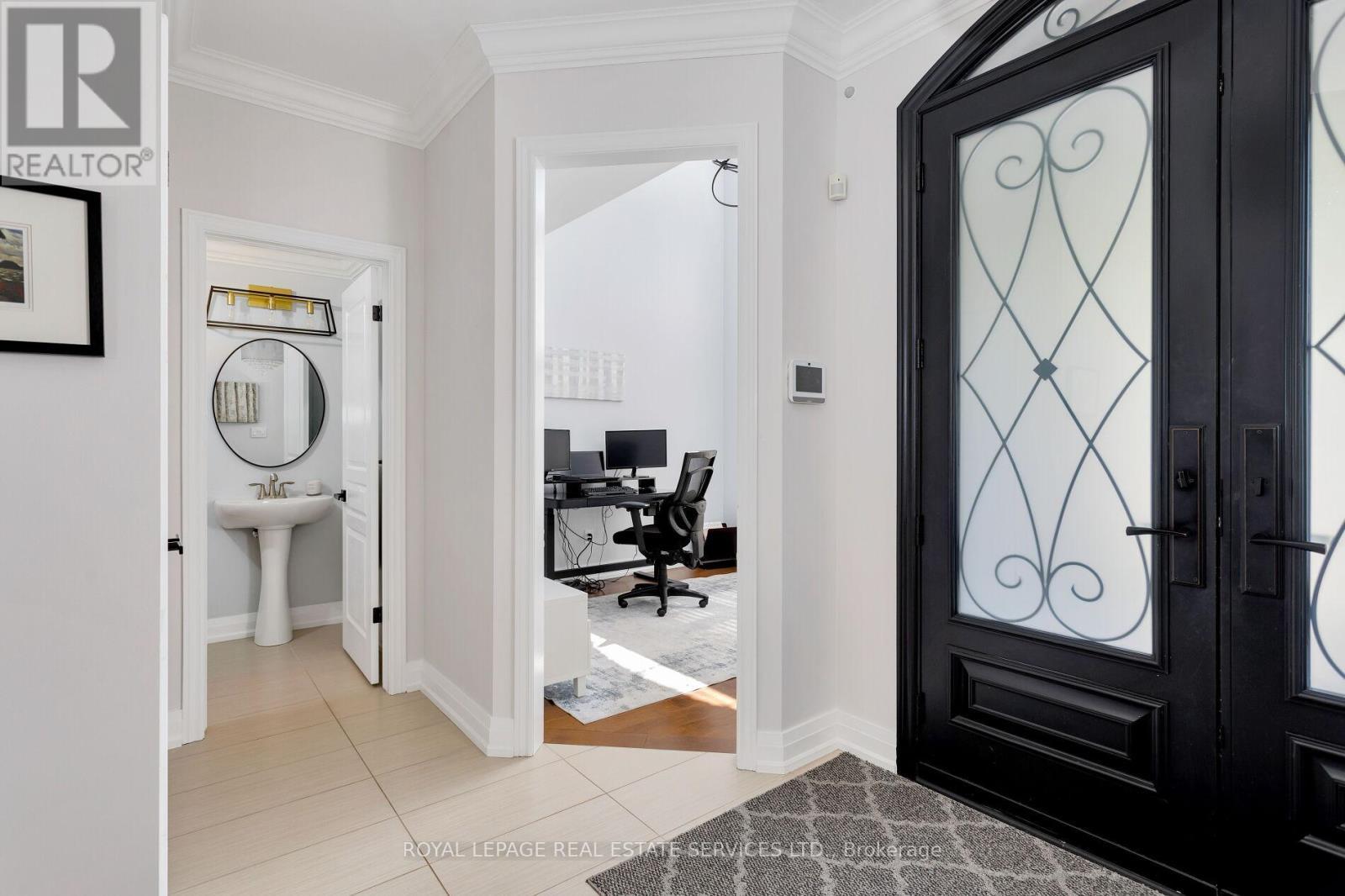 












3456 LIPTAY AVENUE

,
Oakville,




Ontario
L6M0M7

