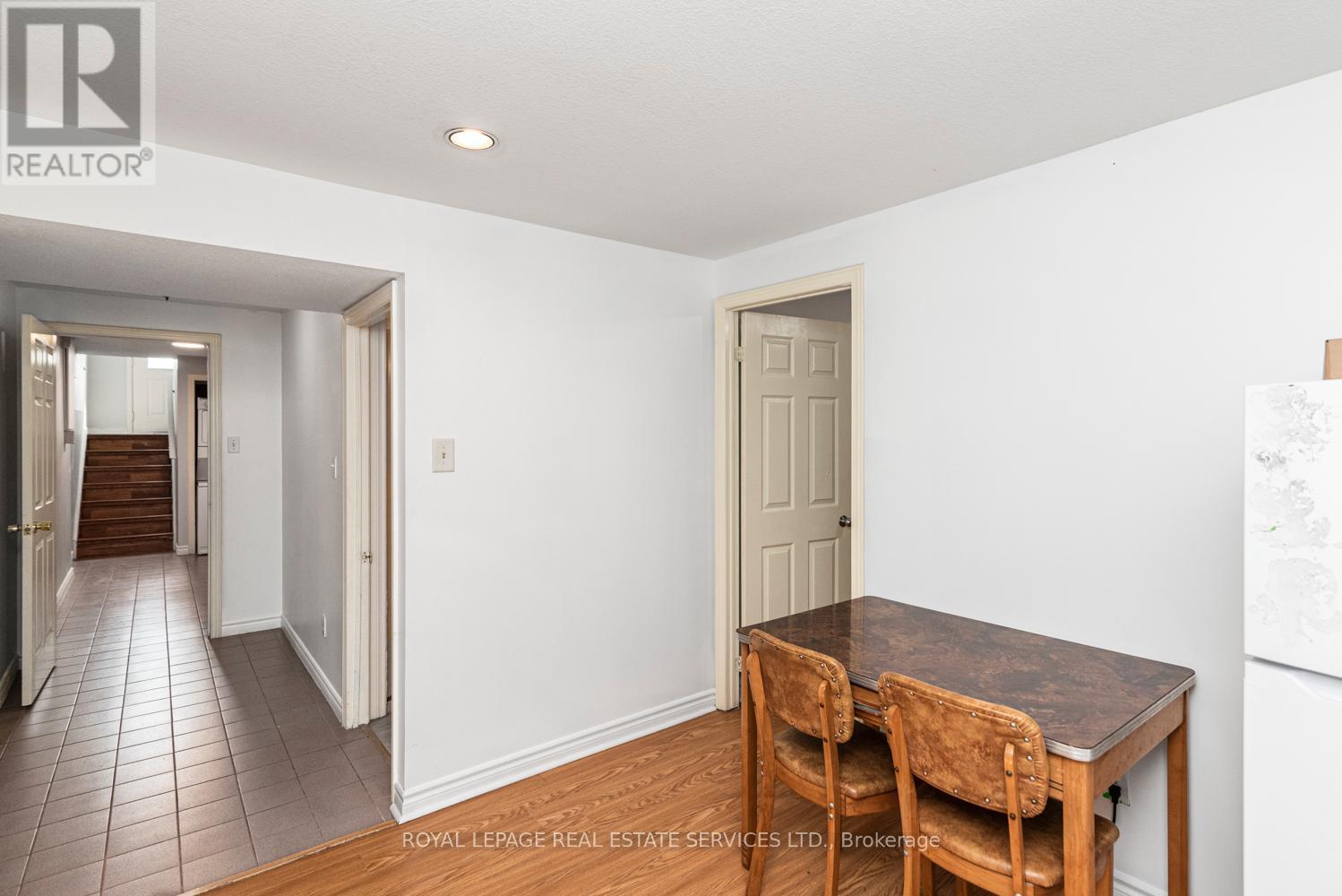 












86 OLD HURON COURT

,
Kitchener,




Ontario
N2R1L7

