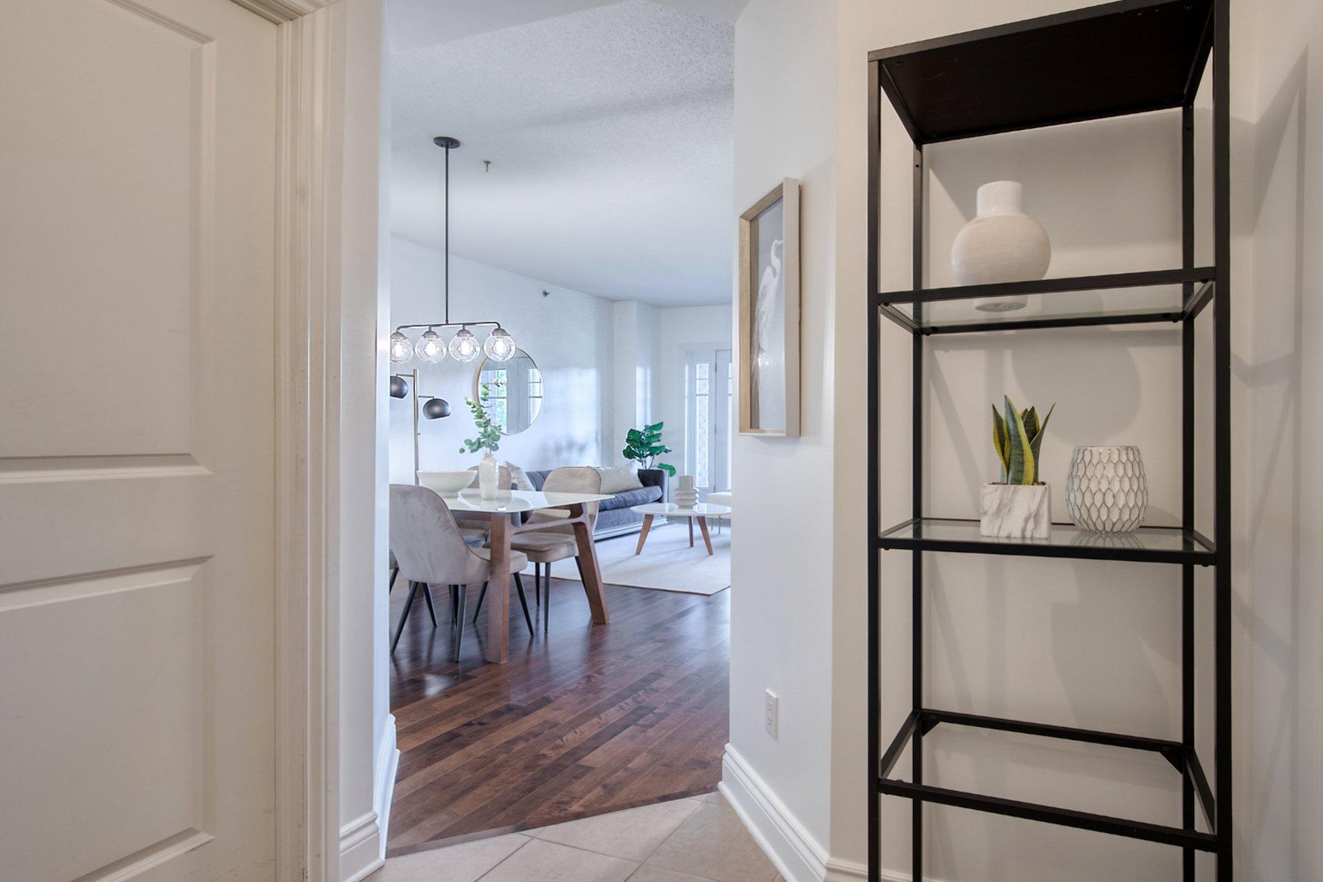 









323


Boul. Clairevue E.

, 3202,
Saint-Bruno-de-Montarville,




QC
J3V0B2

