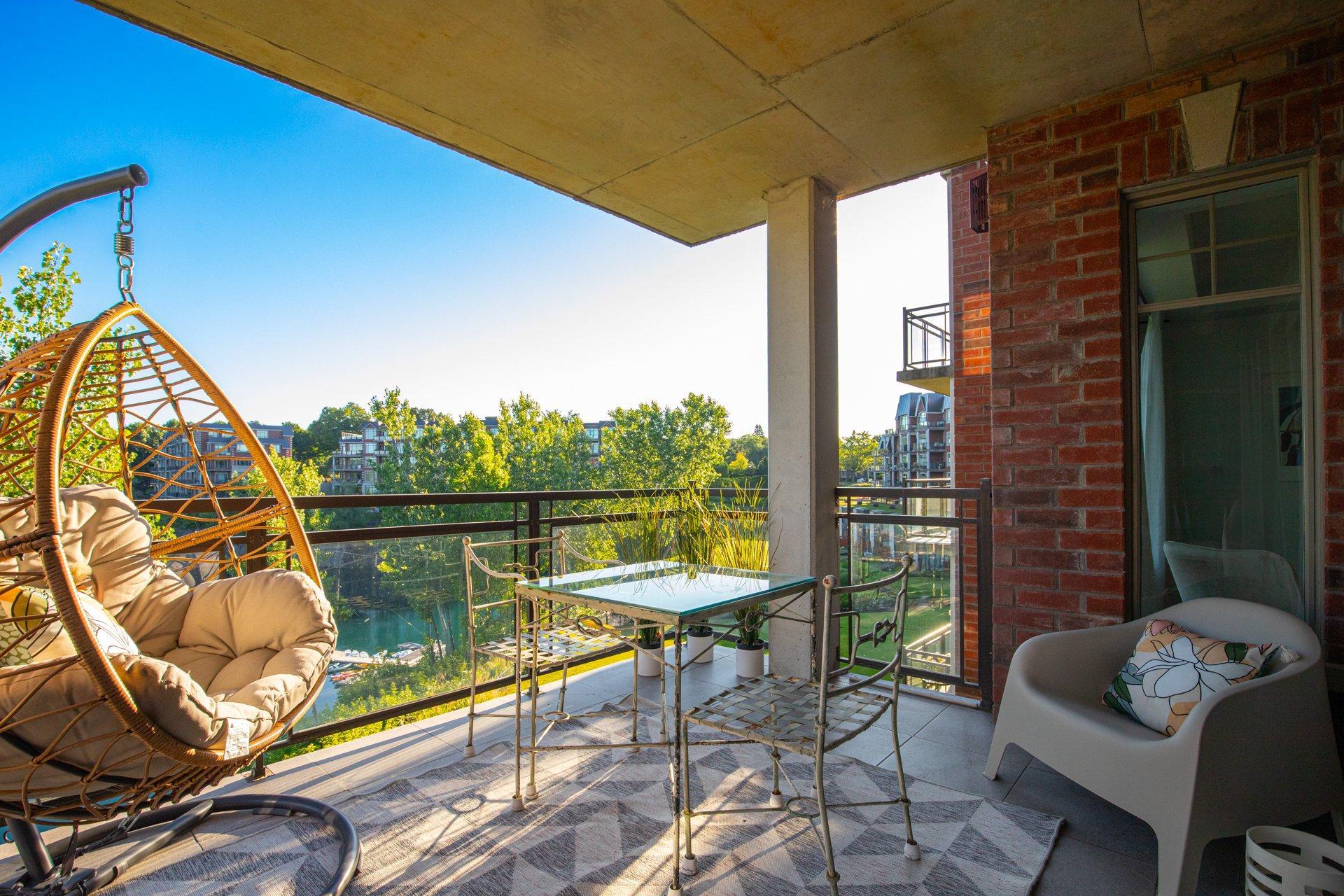 









323


Boul. Clairevue E.

, 3202,
Saint-Bruno-de-Montarville,




QC
J3V0B2

