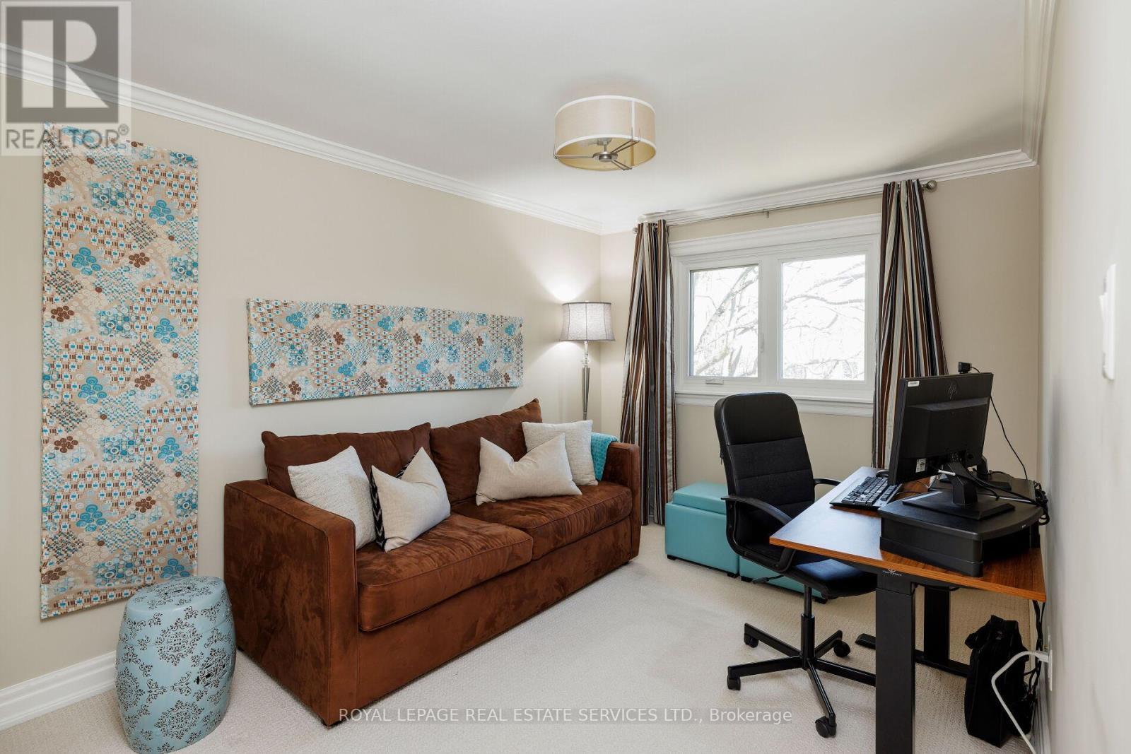 












2358 CANSO ROAD

,
Oakville,




Ontario
L6J5W6

