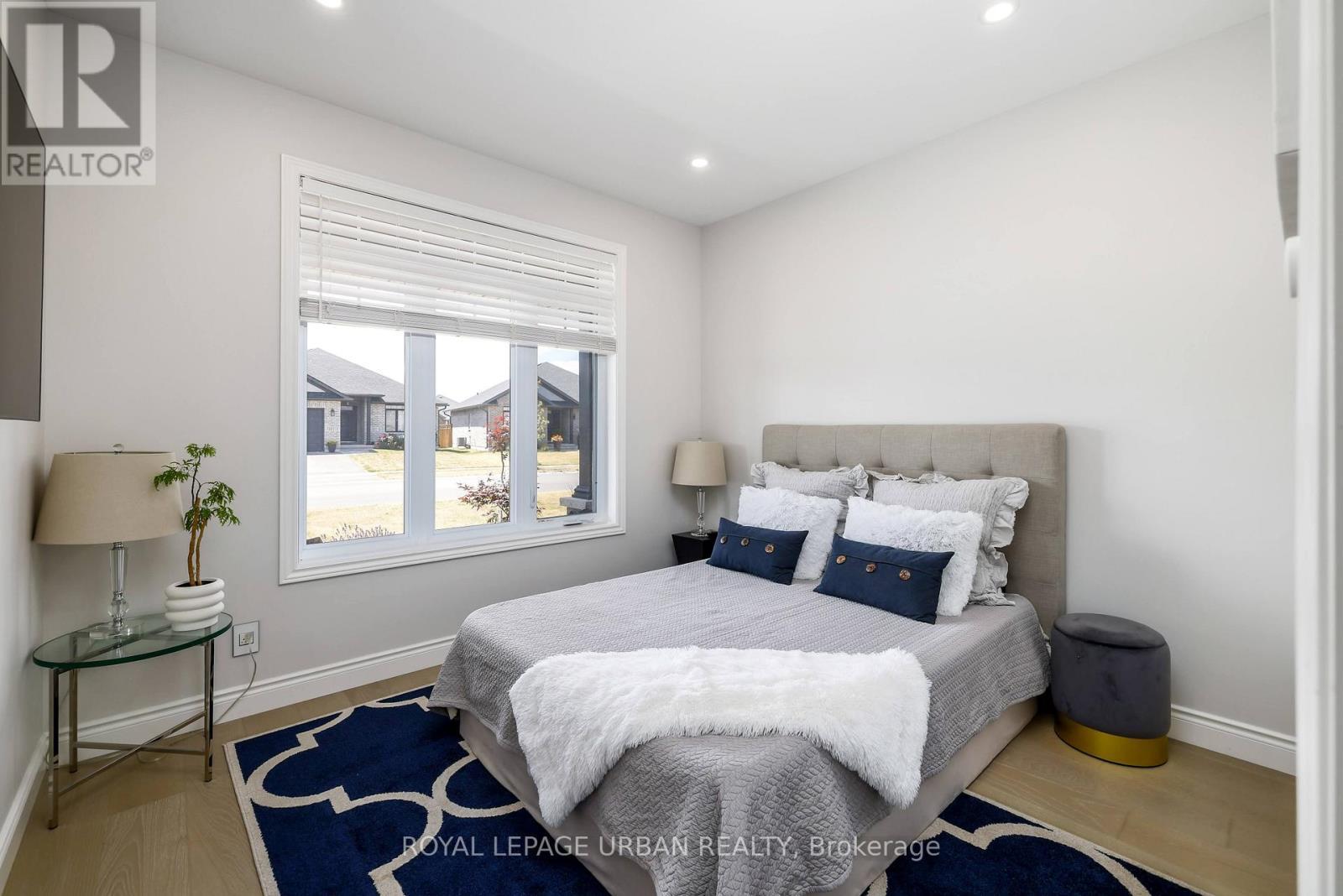 












6 RAYCROFT DRIVE

,
Belleville,




Ontario
K8N0R4

