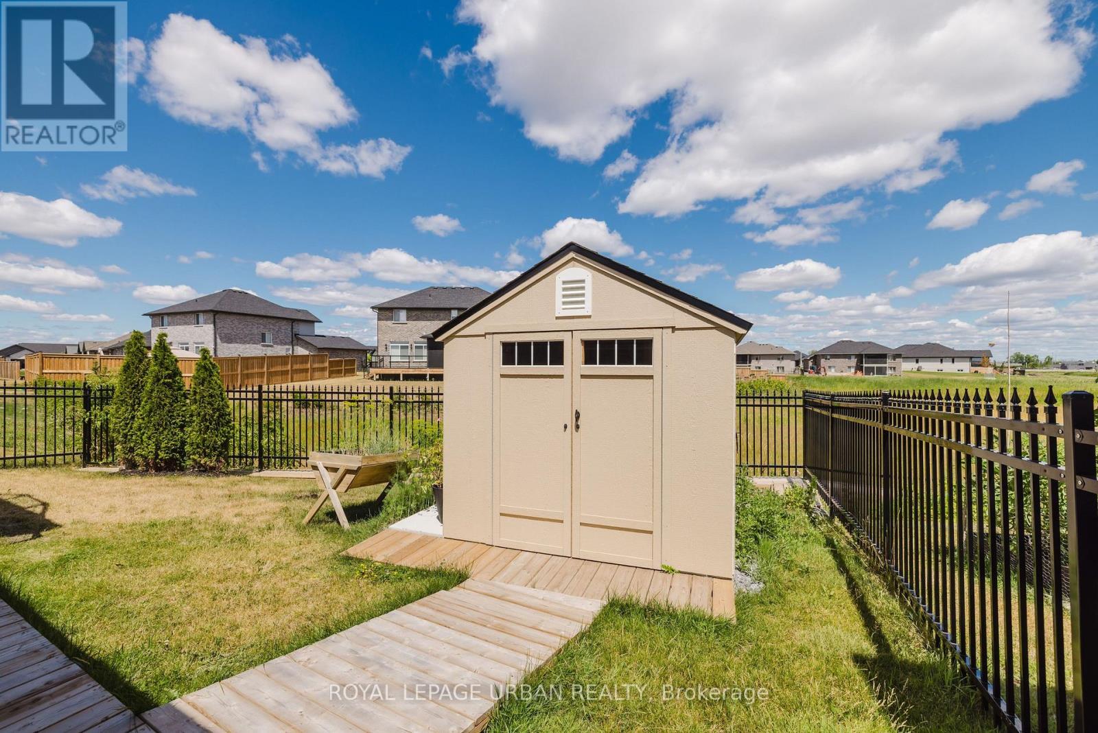 












6 RAYCROFT DRIVE

,
Belleville,




Ontario
K8N0R4


