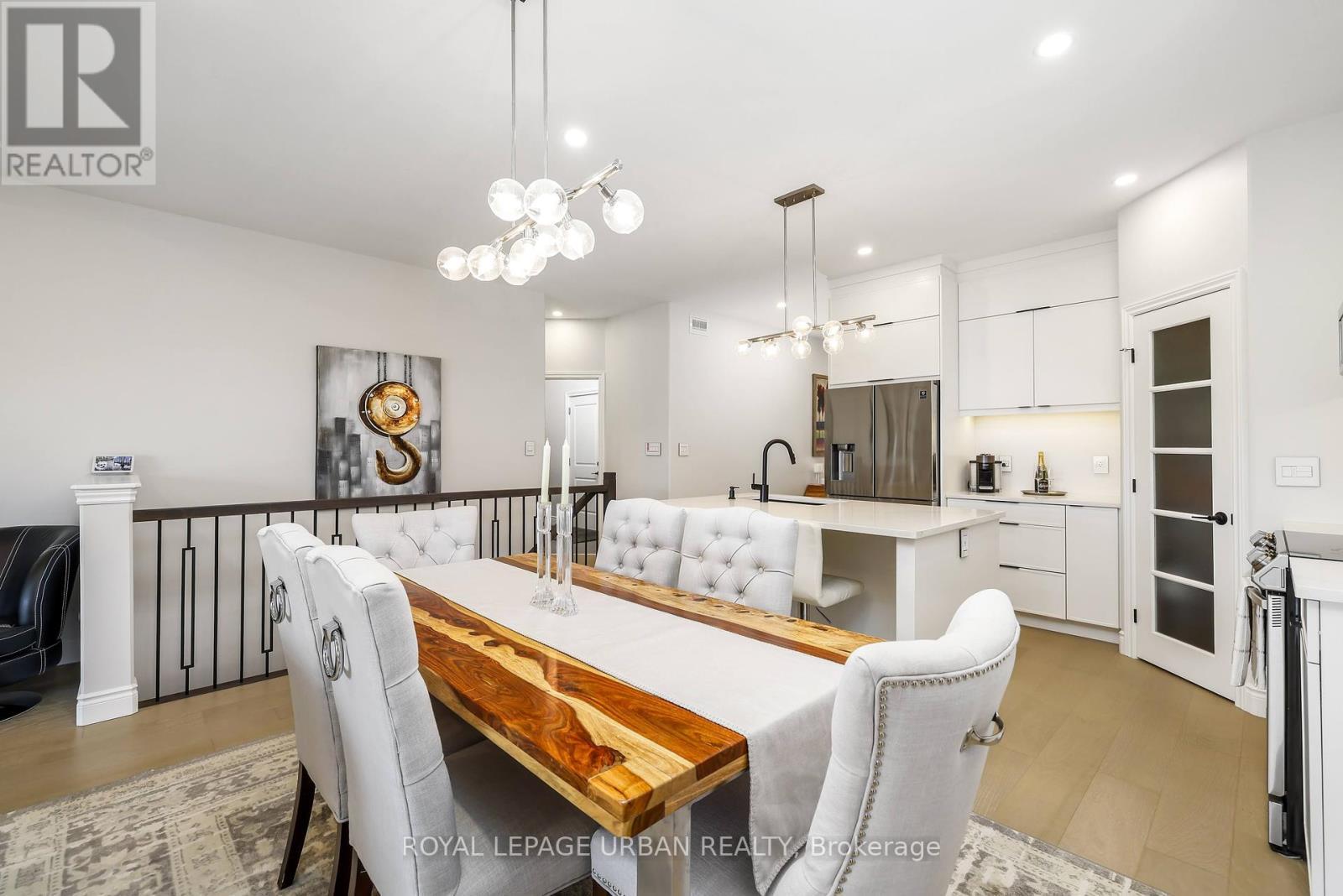 












6 RAYCROFT DRIVE

,
Belleville,




Ontario
K8N0R4

