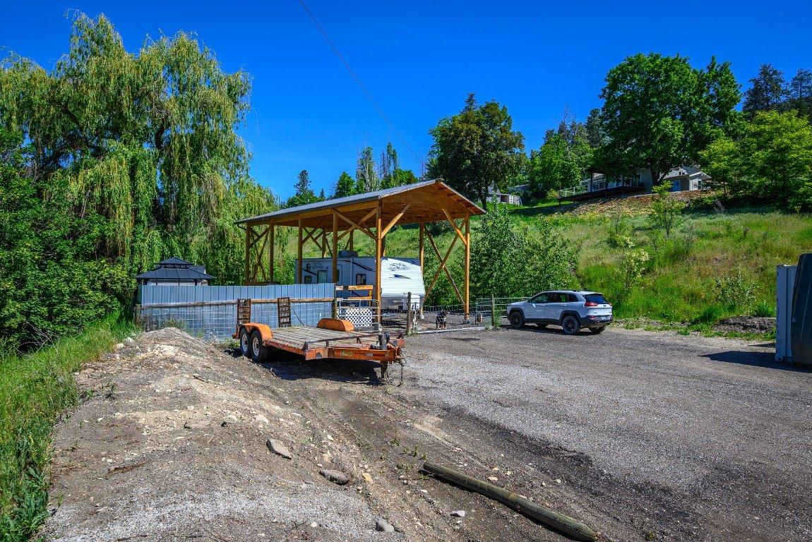 









3253


Phillips

Road,
Vernon,




BC
V1B 3H6

