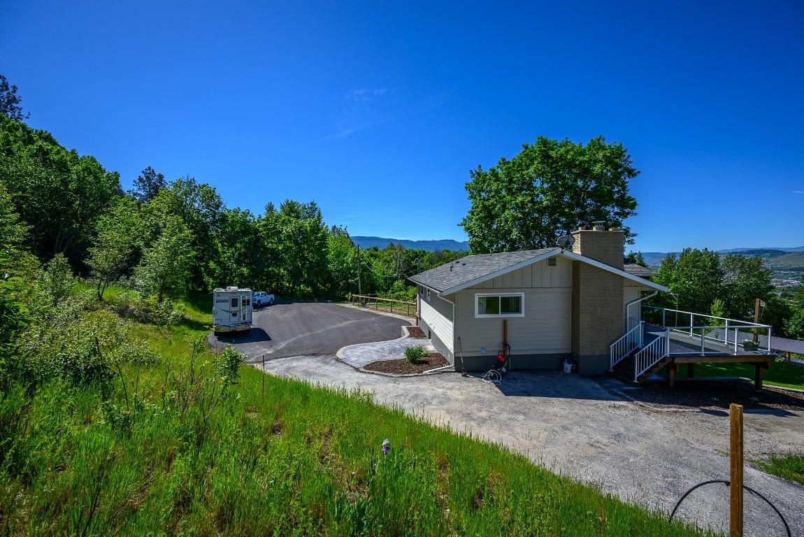 









3253


Phillips

Road,
Vernon,




BC
V1B 3H6

