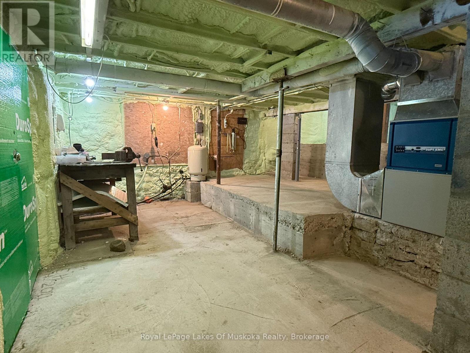 












1345 SINCLAIR TRAIL

,
Algonquin Highlands (Sherborne),




Ontario
P0A1E0

