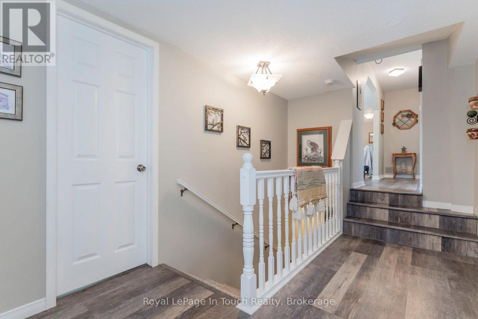 












507 LAFONTAINE ROAD E

,
Tiny,




Ontario
L9M0S3

