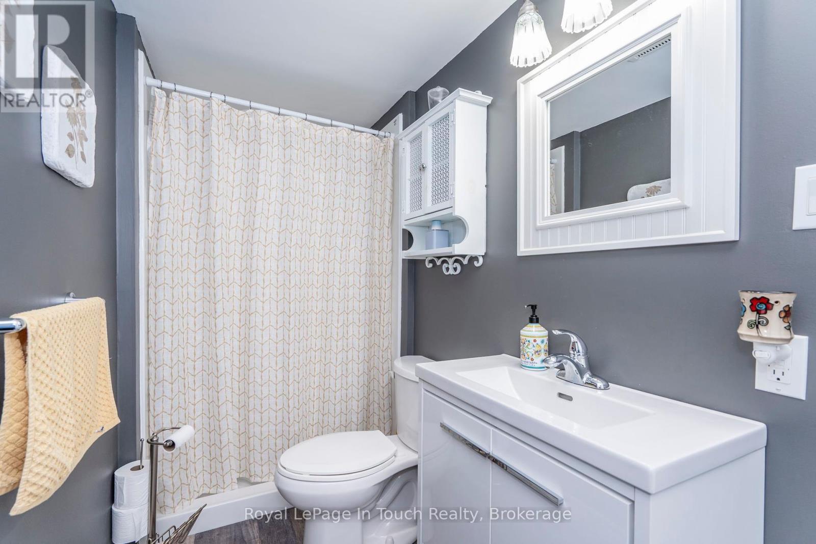 












507 LAFONTAINE ROAD E

,
Tiny,




Ontario
L9M0S3

