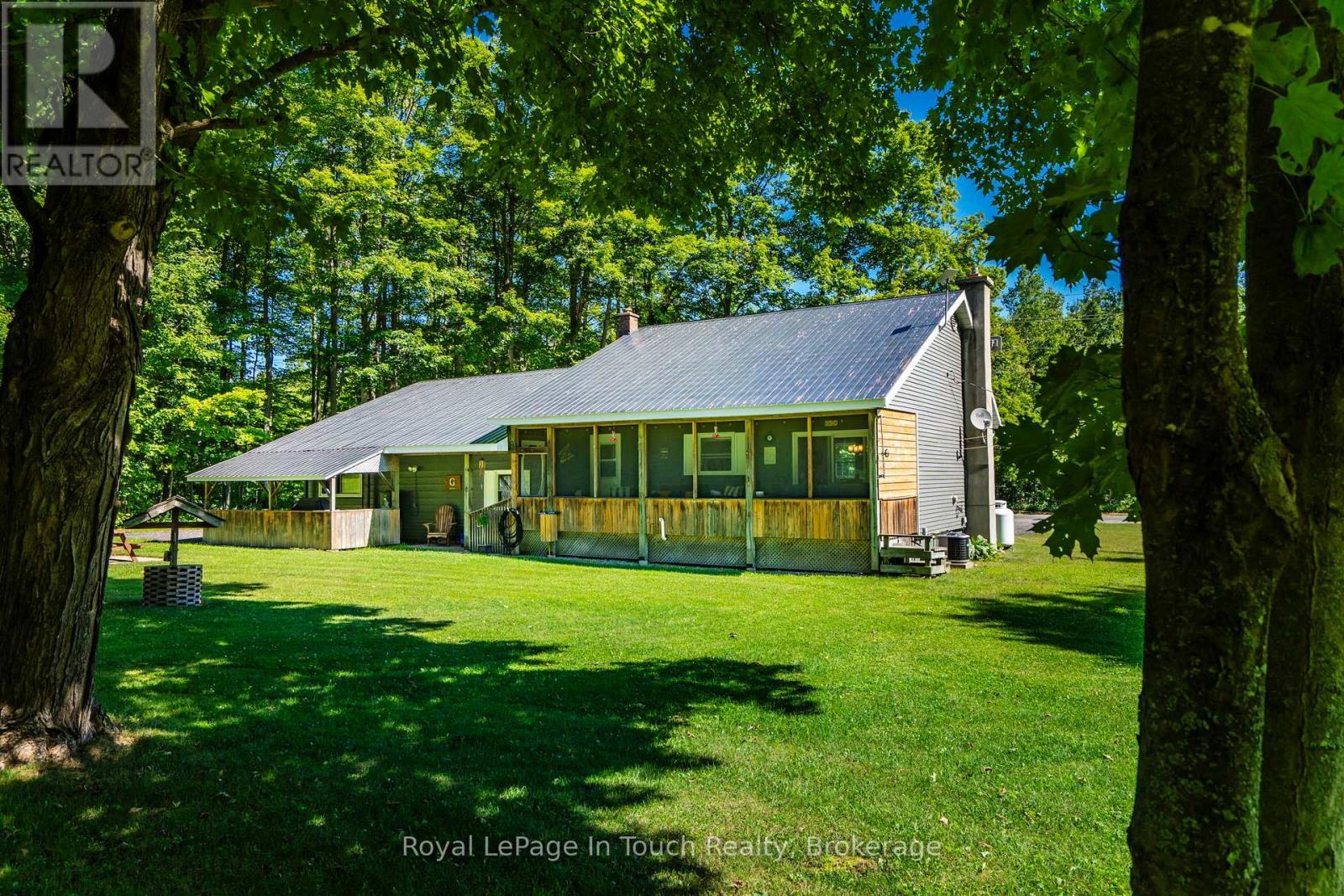 












507 LAFONTAINE ROAD E

,
Tiny,




Ontario
L9M0S3

