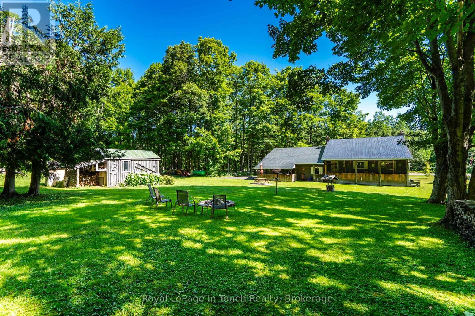 












507 LAFONTAINE ROAD E

,
Tiny,




Ontario
L9M0S3


