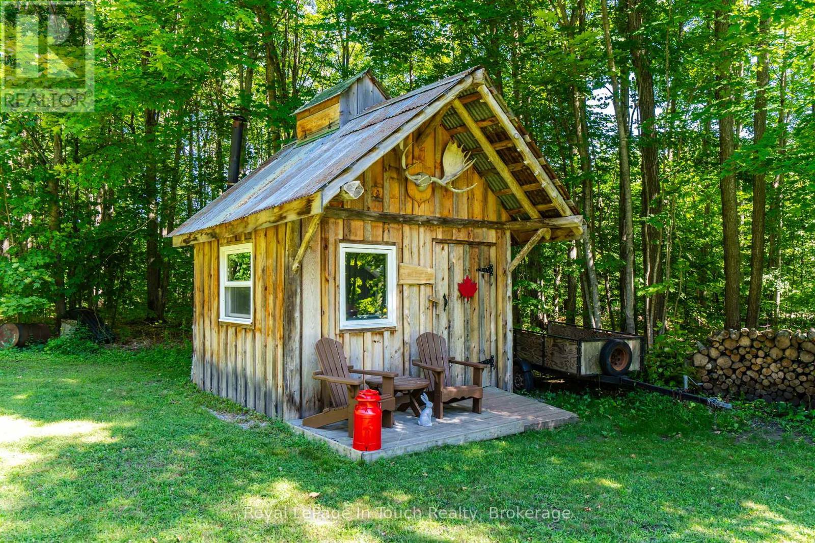 












507 LAFONTAINE ROAD E

,
Tiny,




Ontario
L9M0S3

