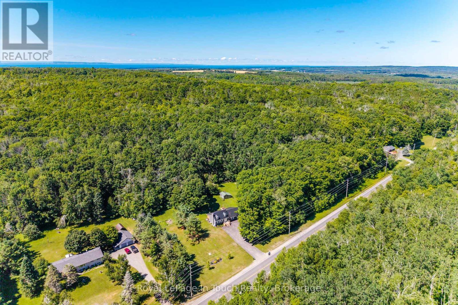 












507 LAFONTAINE ROAD E

,
Tiny,




Ontario
L9M0S3

