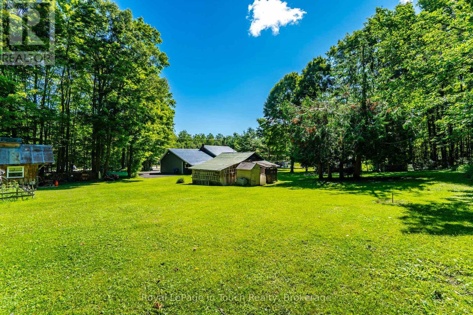 












507 LAFONTAINE ROAD E

,
Tiny,




Ontario
L9M0S3

