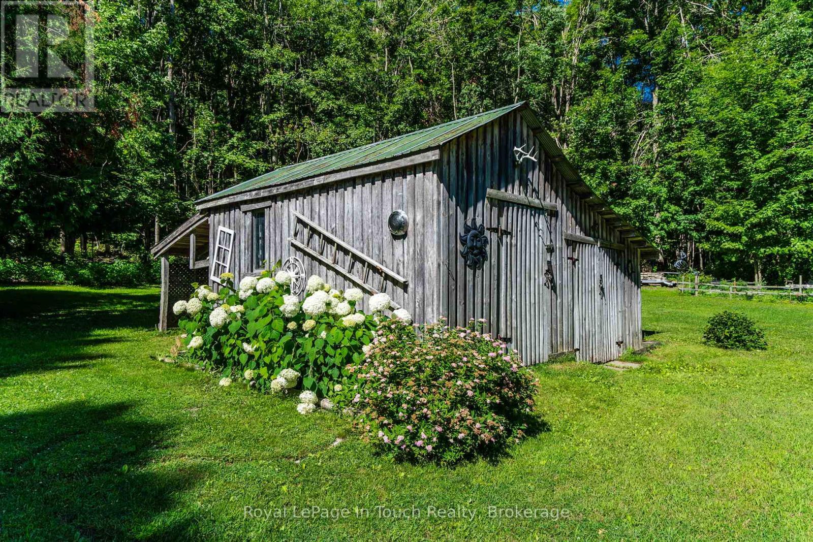 












507 LAFONTAINE ROAD E

,
Tiny,




Ontario
L9M0S3

