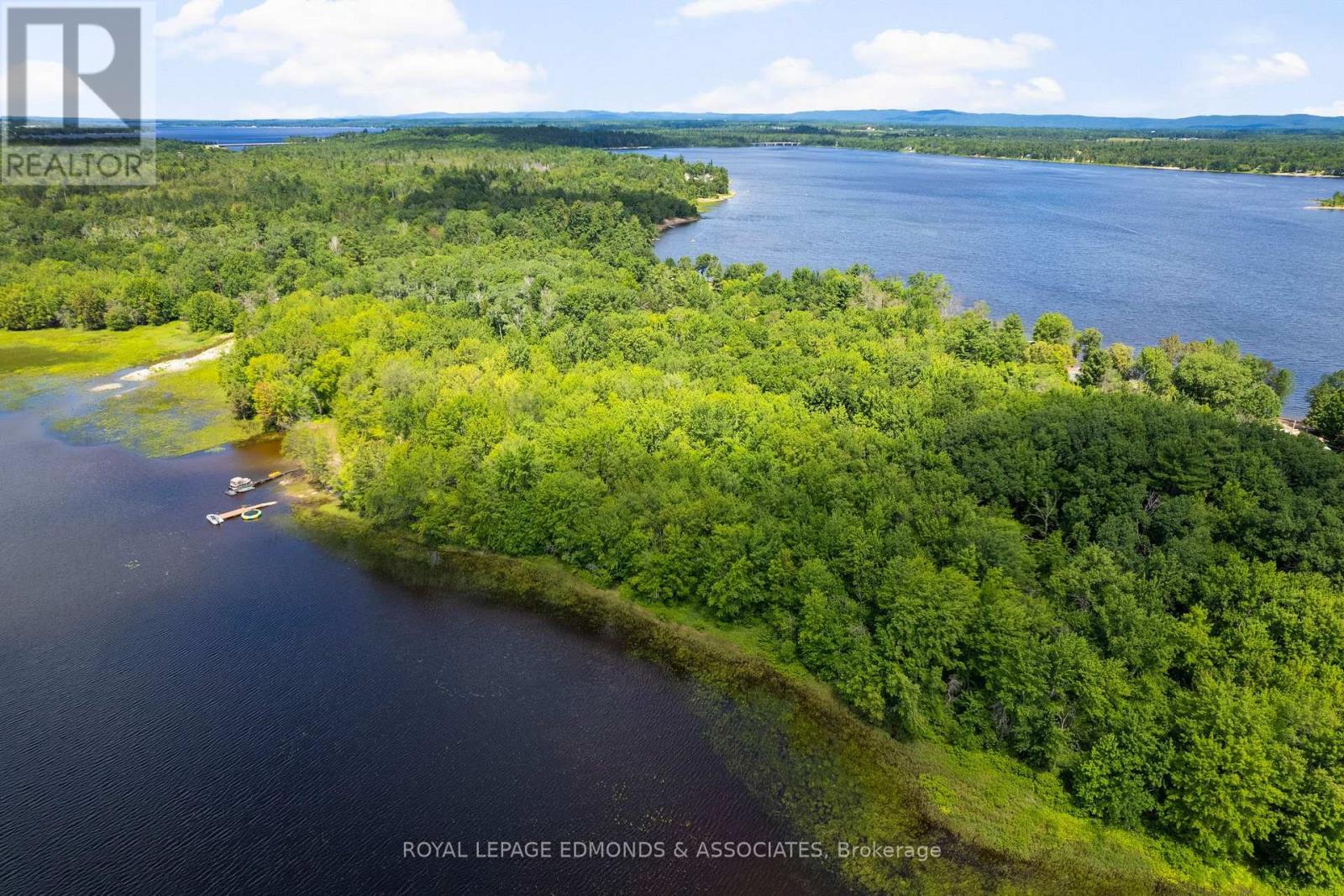 












0 SULLIVAN POINT ROAD

,
Laurentian Valley,







Ontario
K8A6W2

