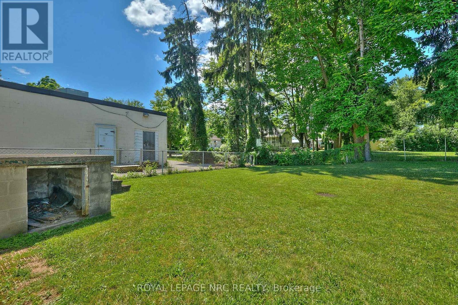 












8247 WILLOUGHBY DRIVE

,
Niagara Falls (Chippawa),




Ontario
L2G6X3

