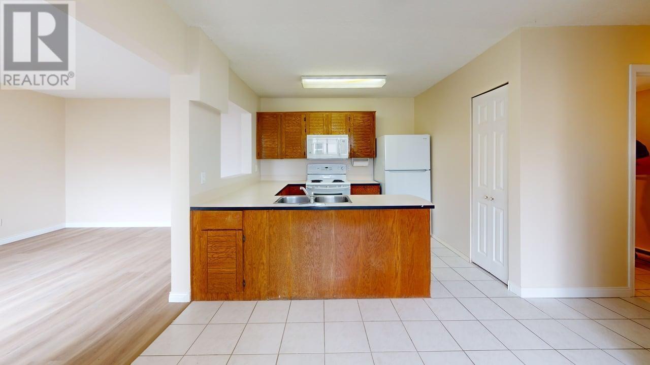 












14 4832 LAZELLE AVENUE

,
Terrace,




British Columbia
V8G1T4

