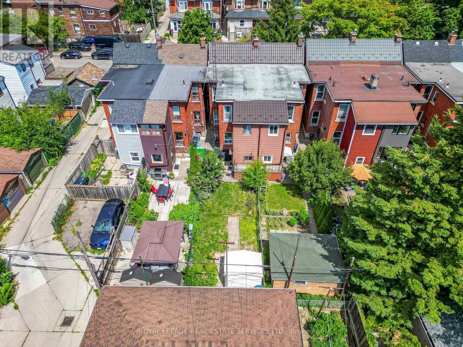












53 EXETER STREET

,
Toronto,




Ontario
M6N1G3

