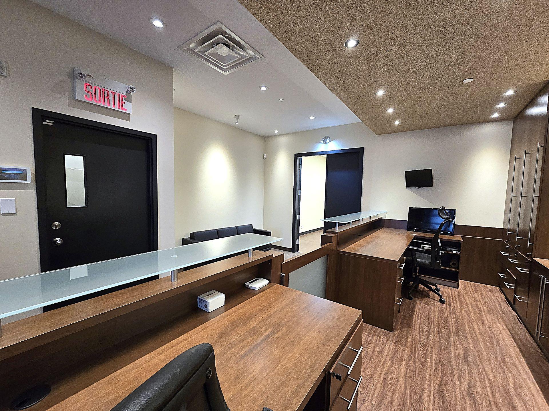 









4629


Rue Louis-B.-Mayer

,
Laval (Chomedey),




QC
H7P6G5

