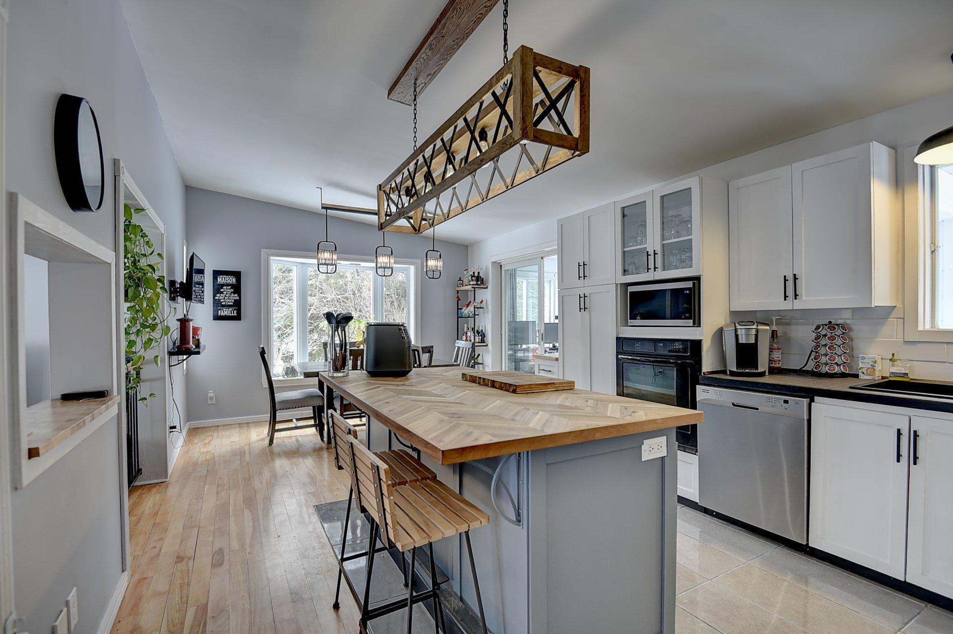 









3101


Rue Leclerc

,
Sainte-Julienne,




QC
J0K2T0

