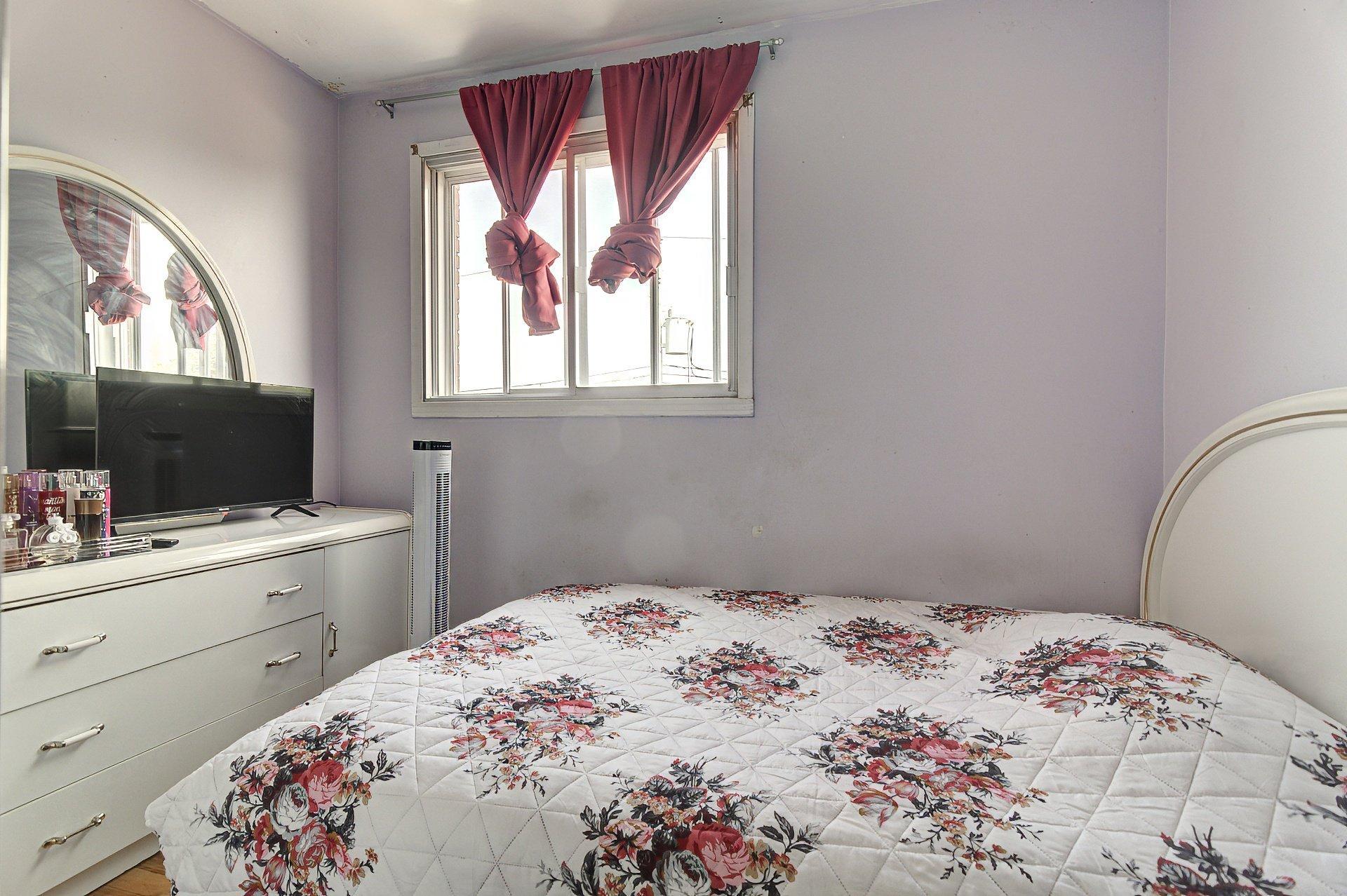 









11479


Av. Olier

,
Montréal (Montréal-Nord),




QC
H1G3P2

