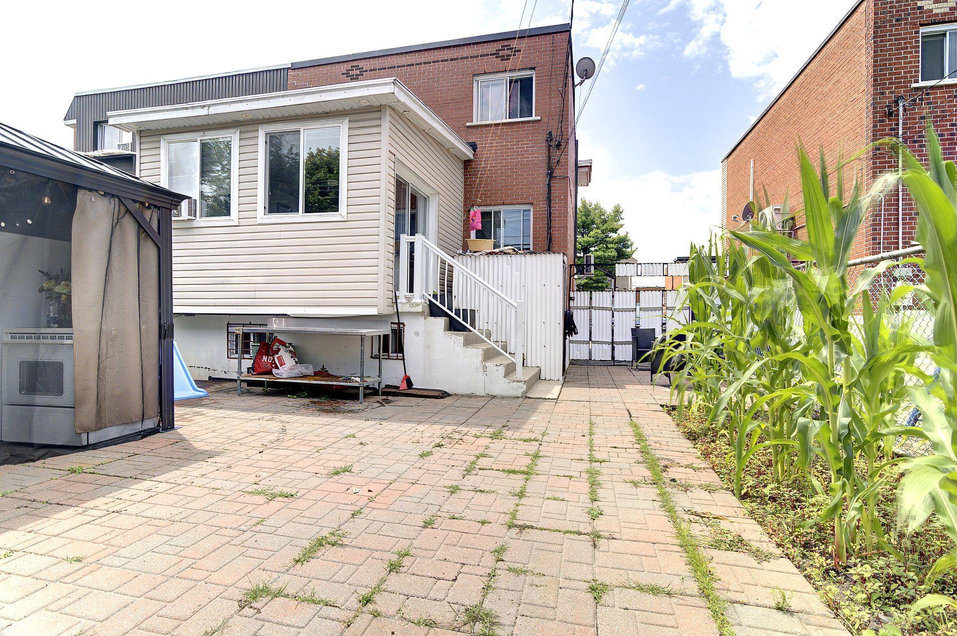 









11479


Av. Olier

,
Montréal (Montréal-Nord),




QC
H1G3P2

