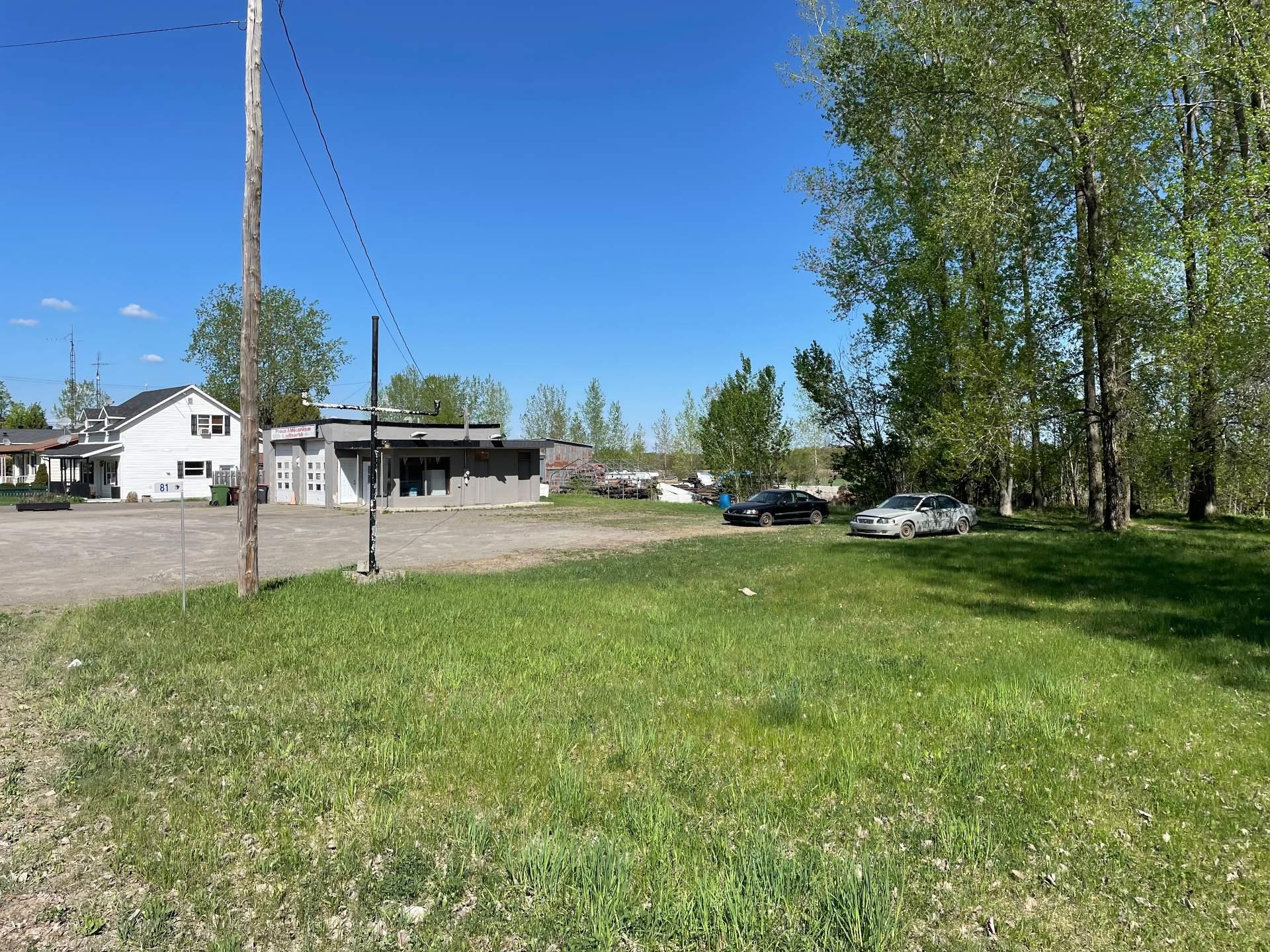 









81


Route du Canton

,
Brownsburg-Chatham,




QC
J8G1Z2

