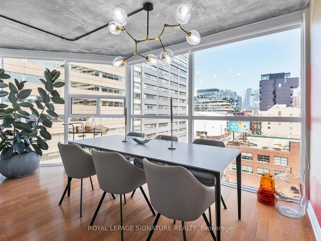 









705


King

Street West, 804,
Toronto,




ON
M5V 2W8

