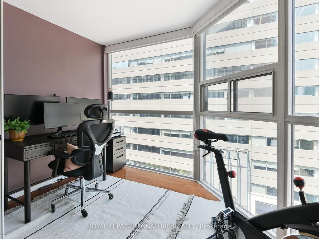 









705


King

Street West, 804,
Toronto,




ON
M5V 2W8

