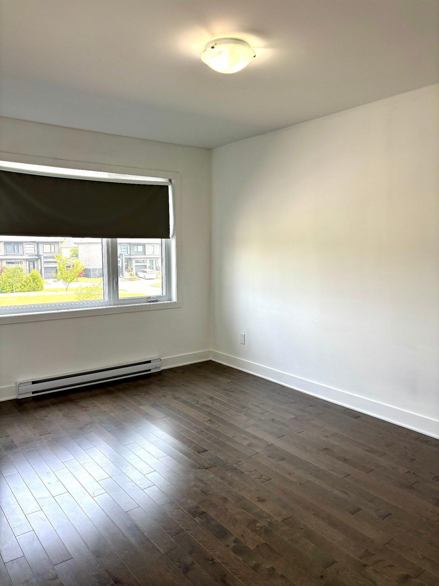 









935


Rue des Nénuphars

,
Vaudreuil-Dorion,




QC
J7V0X8

