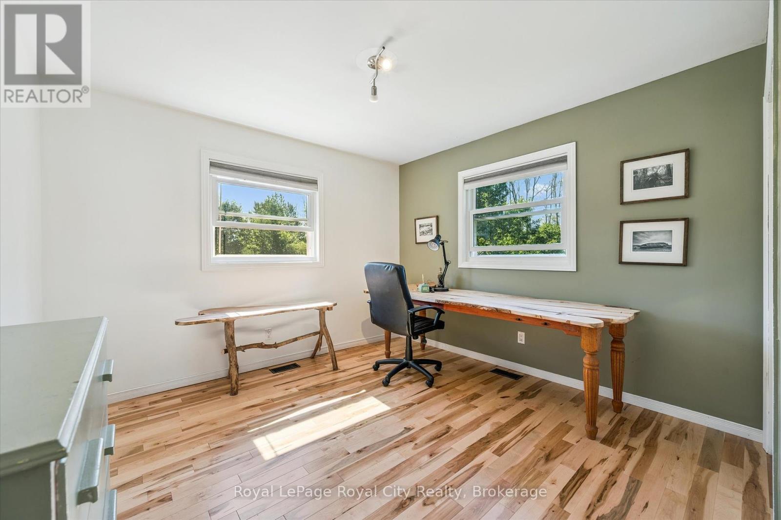 












6460 COUNTY ROAD 7

,
Centre Wellington,




Ontario
N0B1S0

