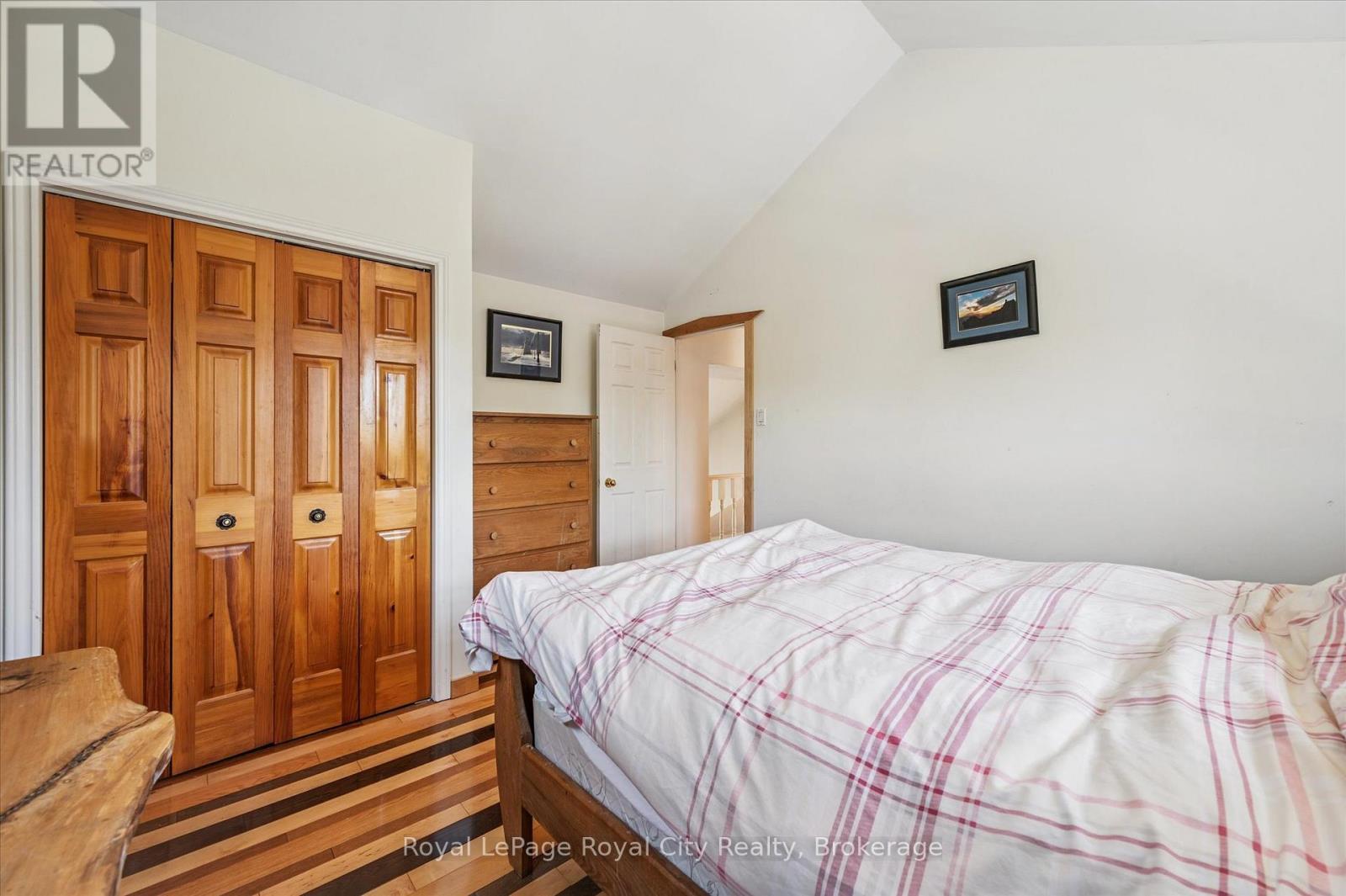 












6460 COUNTY ROAD 7

,
Centre Wellington,




Ontario
N0B1S0

