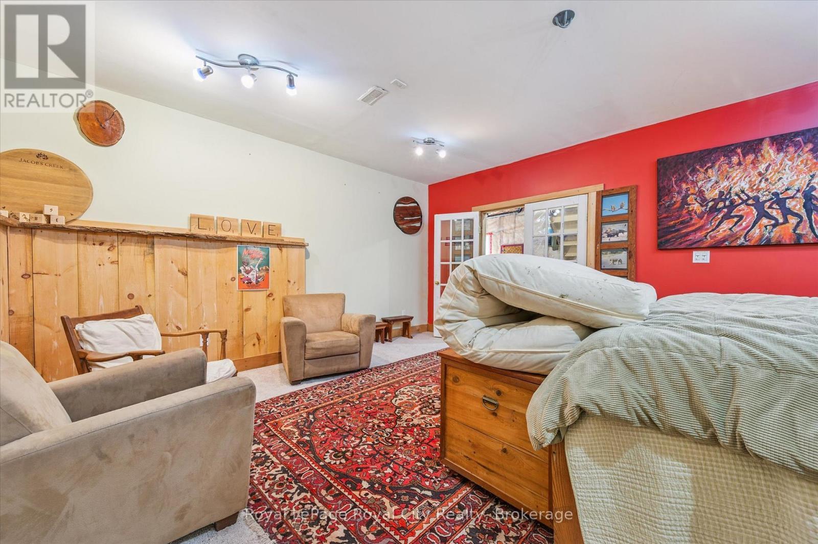 












6460 COUNTY ROAD 7

,
Centre Wellington,




Ontario
N0B1S0

