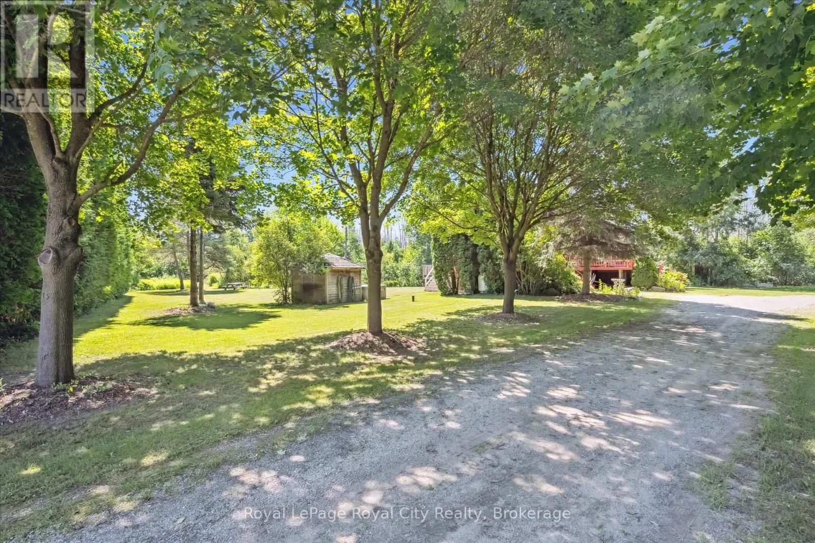 












6460 COUNTY ROAD 7

,
Centre Wellington,




Ontario
N0B1S0

