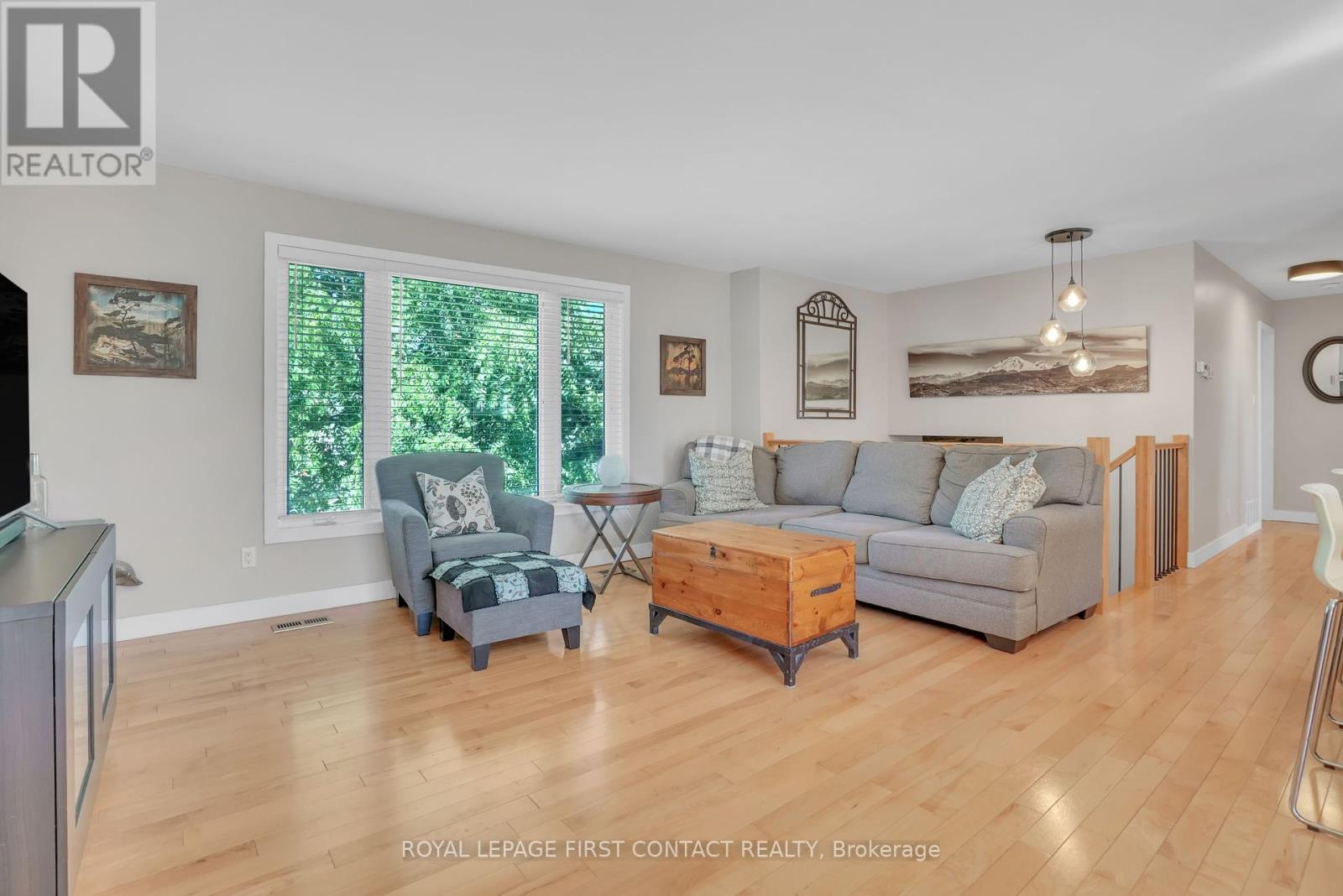 












23 SPENCER TRAIL

,
Oro-Medonte,




Ontario
L0L2L0

