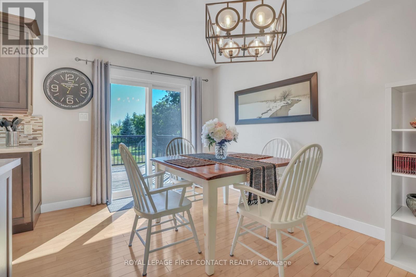 












23 SPENCER TRAIL

,
Oro-Medonte,




Ontario
L0L2L0

