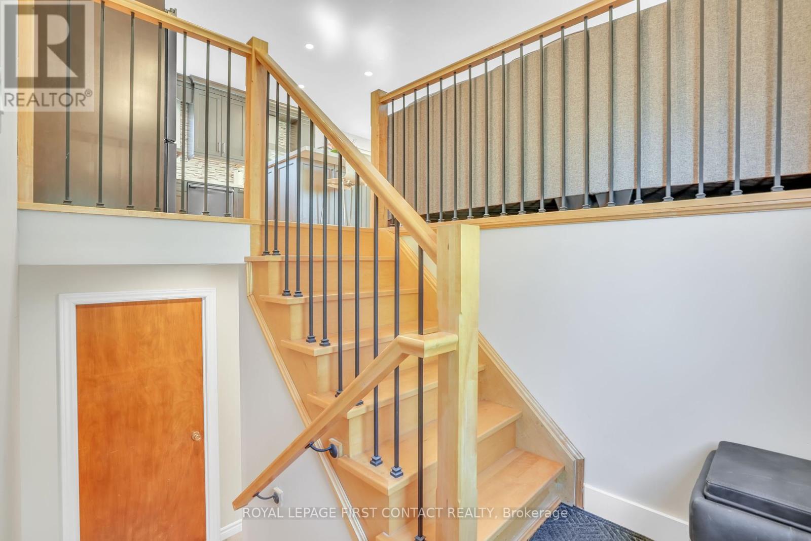 












23 SPENCER TRAIL

,
Oro-Medonte,




Ontario
L0L2L0

